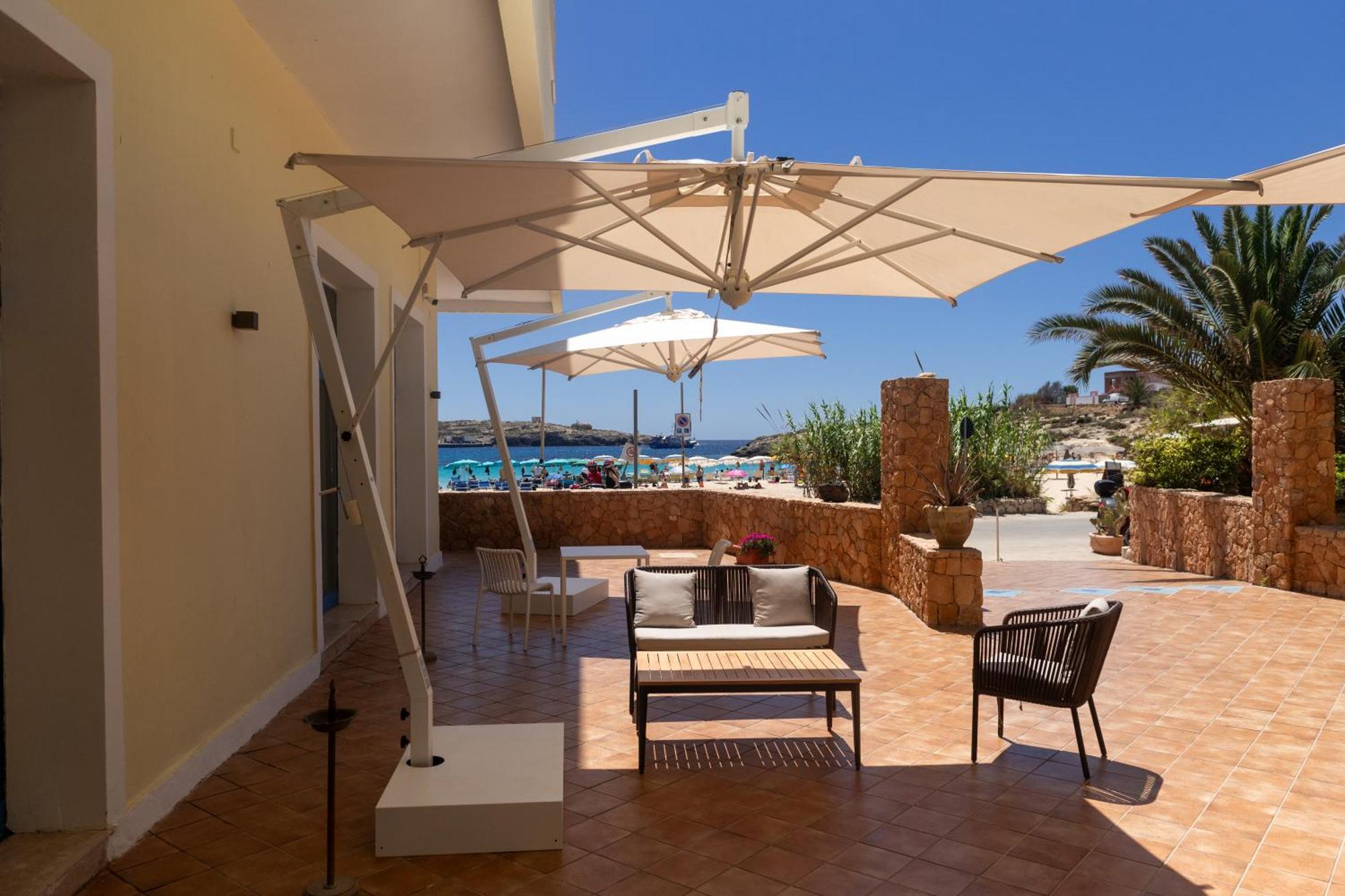 LMP Hotel Baia Turchese מראה חיצוני תמונה