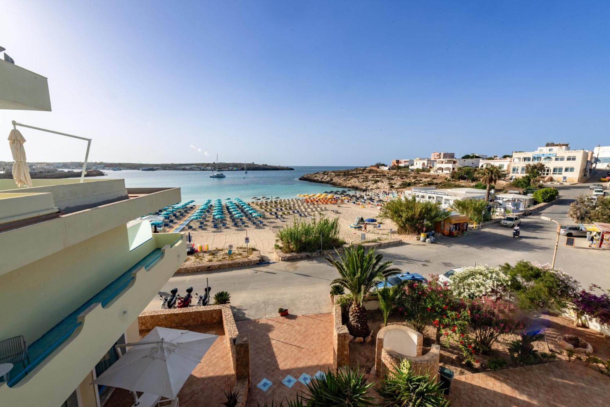 LMP Hotel Baia Turchese מראה חיצוני תמונה