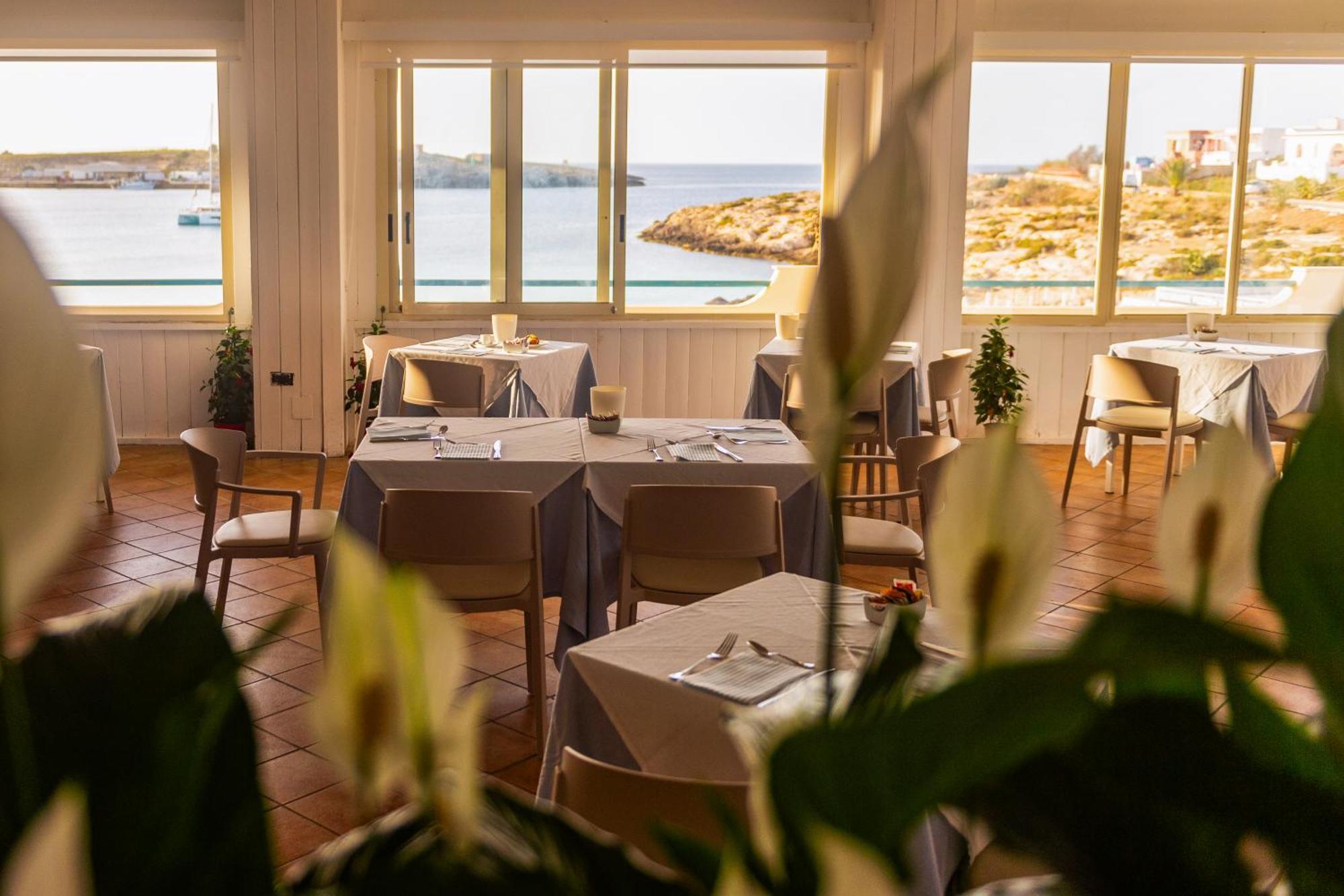 LMP Hotel Baia Turchese מראה חיצוני תמונה