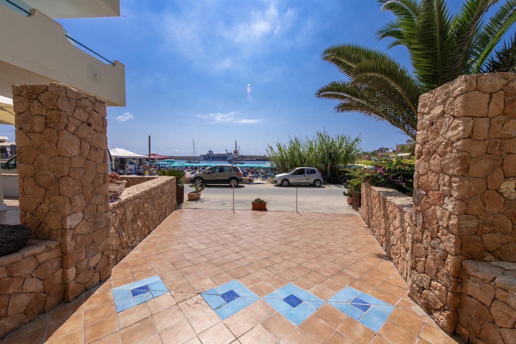 LMP Hotel Baia Turchese מראה חיצוני תמונה